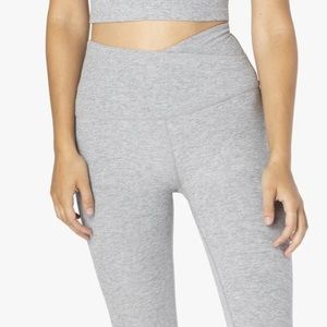 Beyond Yoga Leisure High waisted midi legging